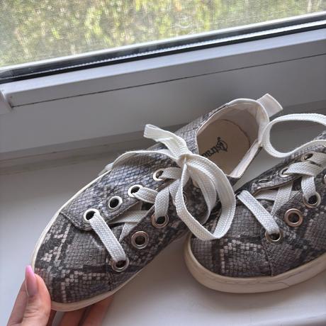 Tenisky so vzorom, stradivarius,37