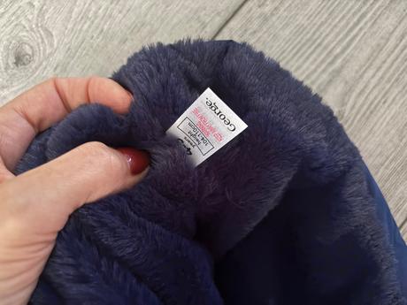 George zimna bundicka 104/110, george,110