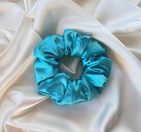 Saténová gumička, viac ako 40 farieb/ vzorov, 