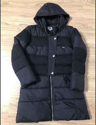 Zimny kabat zn. karl lagerfeld, 152