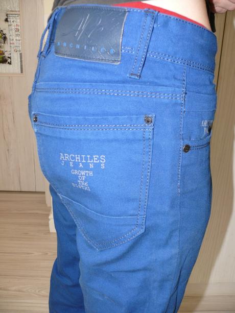 1x oblečené pánske rifle, 34