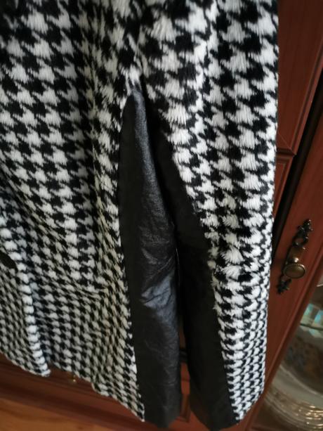 Ľahučky flaušovy kabátik, kombinovaný s kožou, 40