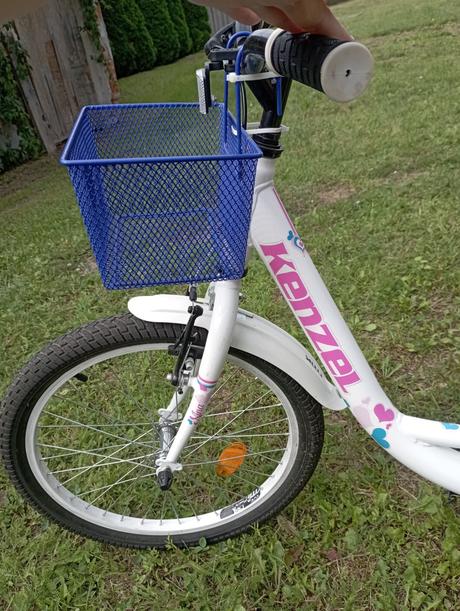 Dievčensky bicykel, kenzel,20