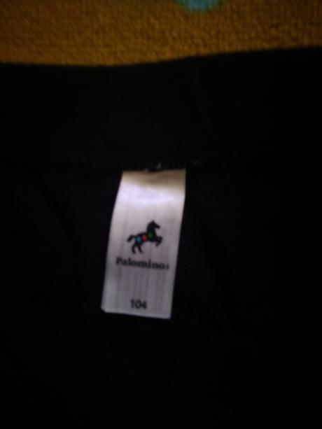 Málo nosené šortky, palomino,104