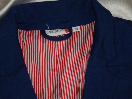 Kvalitný tyrkysový blejzer, 38