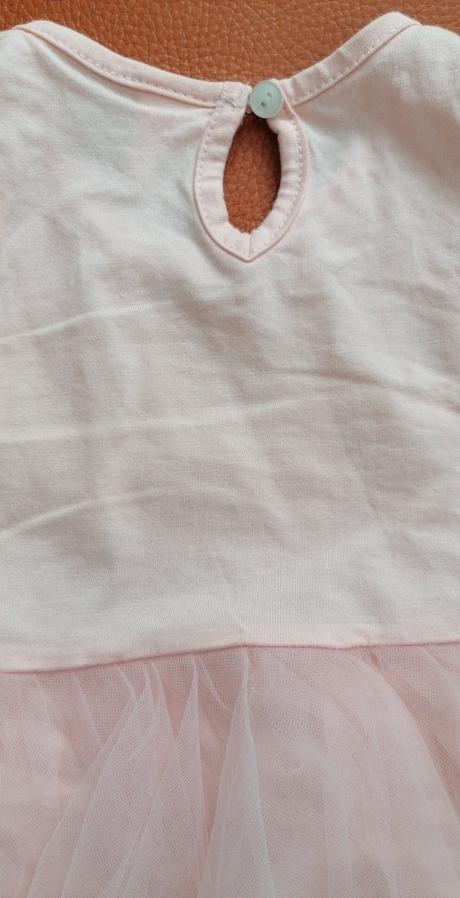 Body so sukienkou, 74