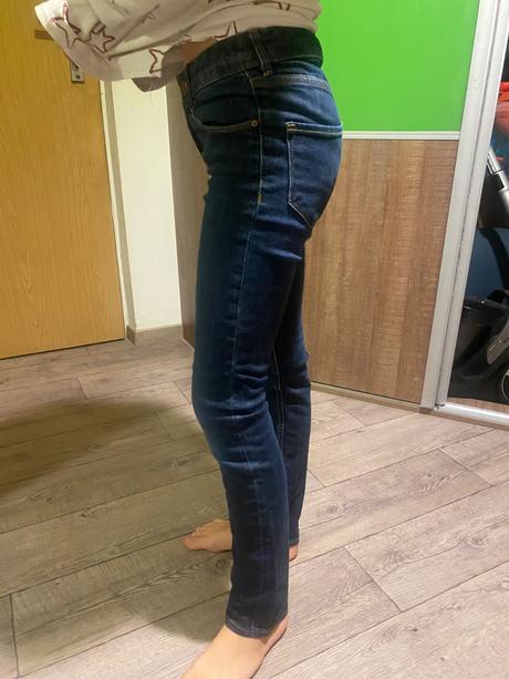 Dievčenske rifle, reserved,134