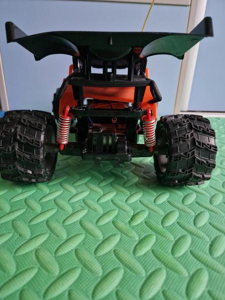 26de_velke auto na dialkove, 