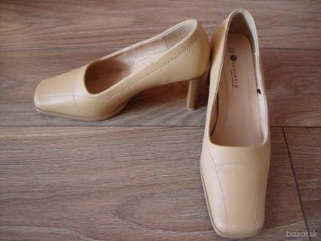 Béžové lodičky pevný podpätok 1x použité, 38