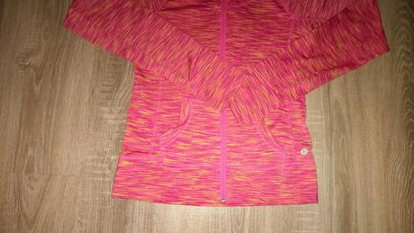 Perfektná športová mikina, 134