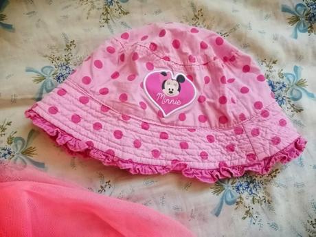 Klobúk a sukňa, 68–80