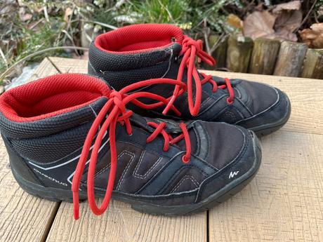 Turisticke topanky, quechua,37