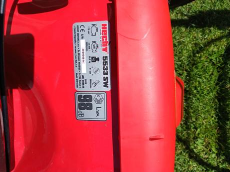 Hecht benzinová kosačka, 