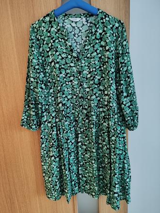 Šaty, diva,42