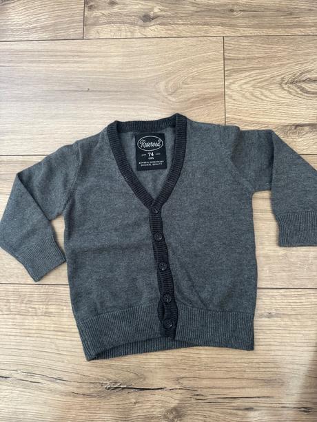 Chlapčenský svetrik 74, reserved,74