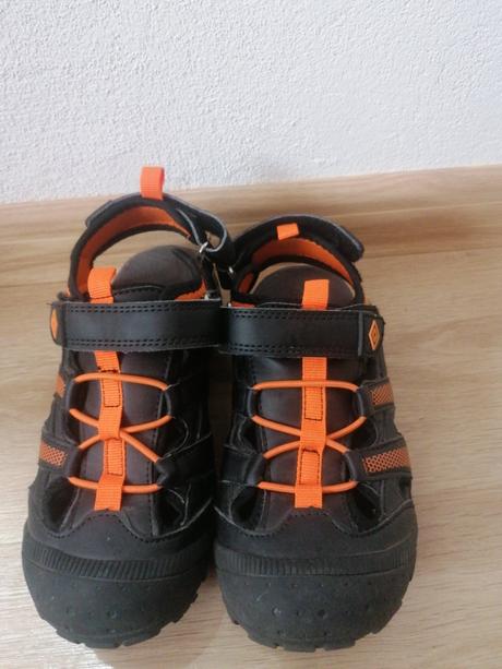 Adidas topanky, umbro,32