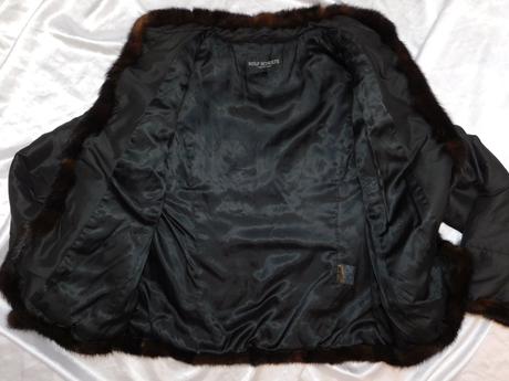 Pekna luxusna damska zimna bunda, 42