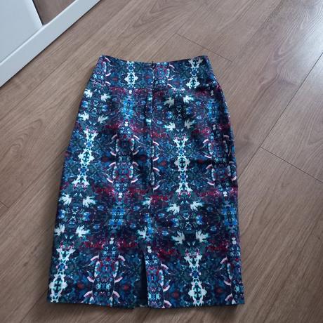 Elegantná sukňa xs, xs