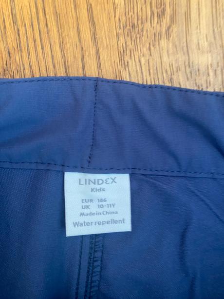 Turistické nohavice, 146