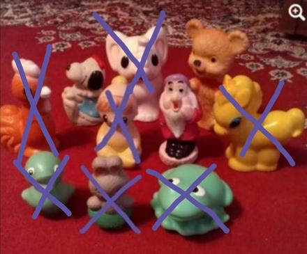 Retro pískacie gumové hračky,