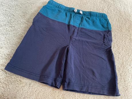 Šortky tommy bahama, 152