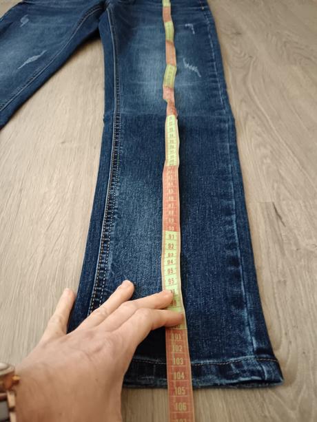 Rifle na gombíky, 32