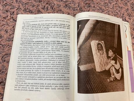 Krásna stará retro kniha péče o dítě švejcar josef, 