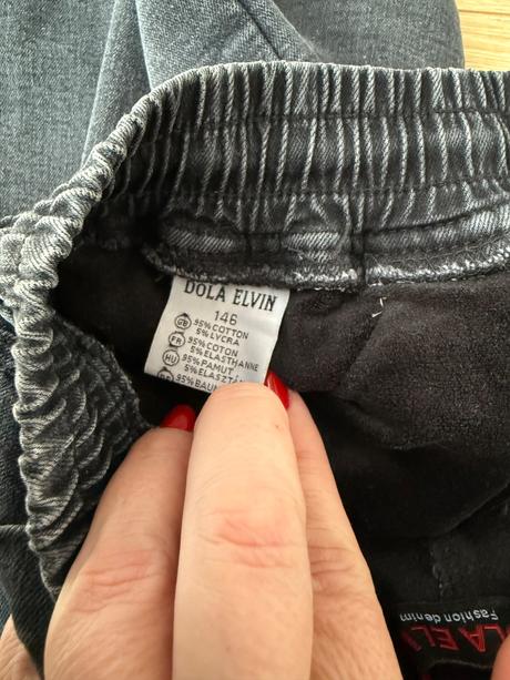 Zateplené rifle, 146