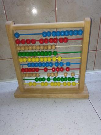 Drevené počítadlo,