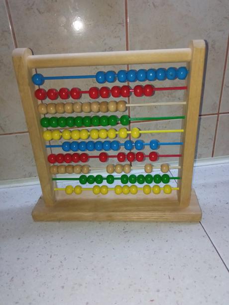 Drevené počítadlo,