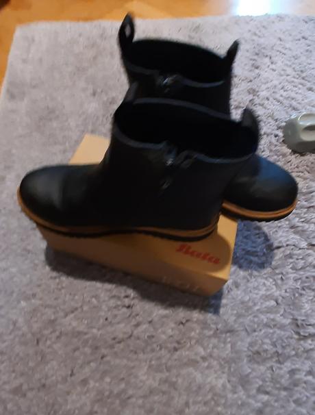 Nepremokavé čižmy na zips, h&m,34