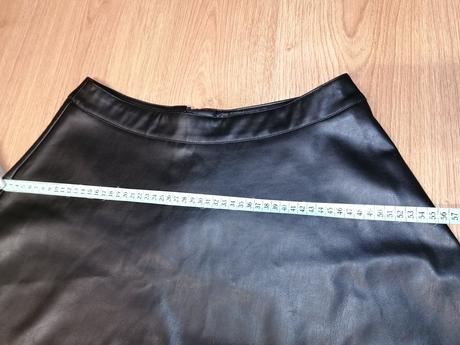 Koženková sukňa do a, fishbone,l