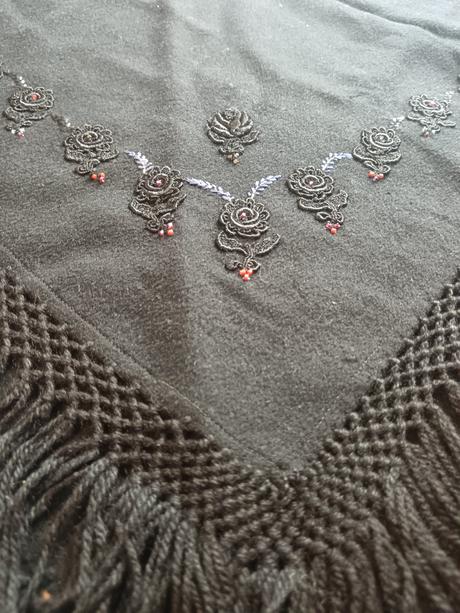 Folklórna ľudová šatka, jedinečná, obojstranná, 