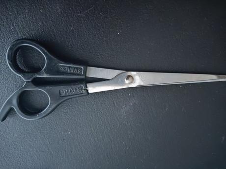 Kadernícke nožnice, 