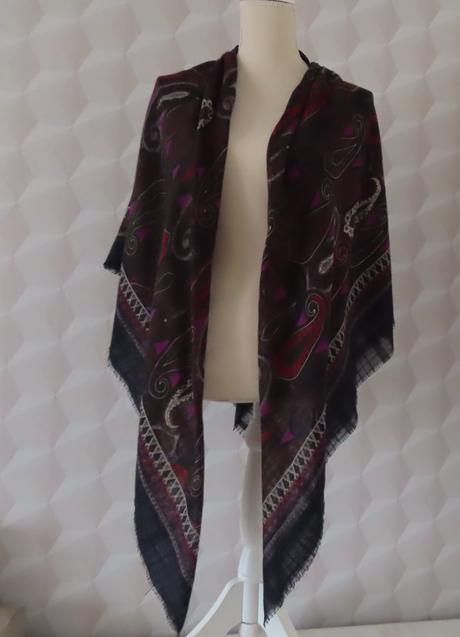 Veľká vzorovaná šatka do krku, xl