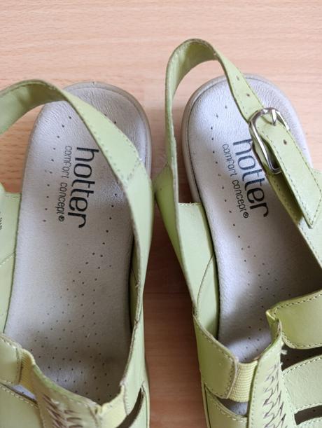 Kožené sandále, 35