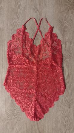 Čipkované body, l
