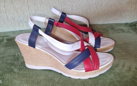 Sandále na platforme batz, 40