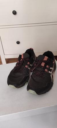 Bežecké tenisky, asics,36