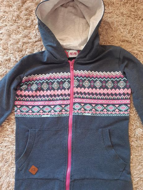 Mikina, authority,140