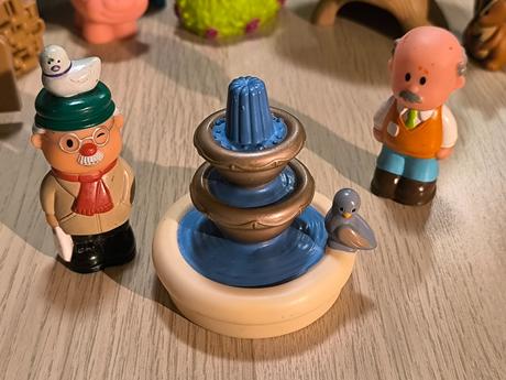 Figúrky, zvieratká a príslušenstvo, 