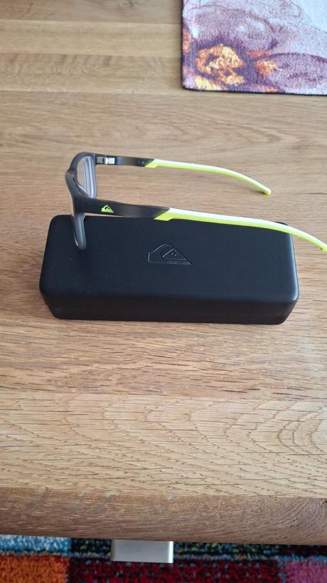 Dioptrické okuliare zn. quiksilver, quiksilver