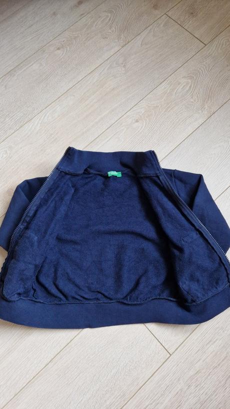 Krásna benetton mikinka 104, benetton,104