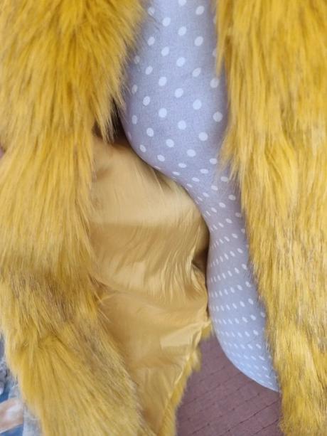 Žltý umelý kožuštek bershka veľ. m, bershka,m