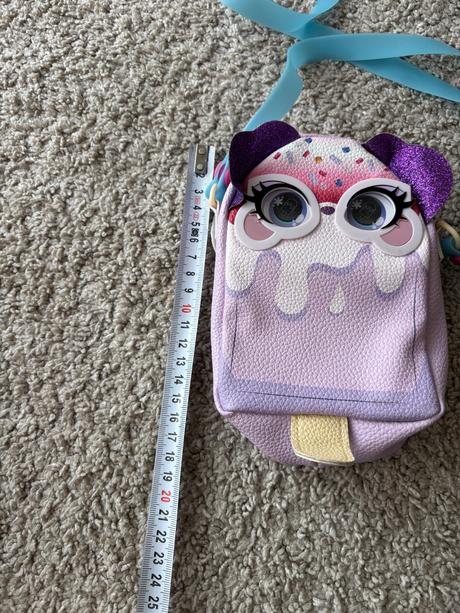 Hovoriaca mini kabelka,