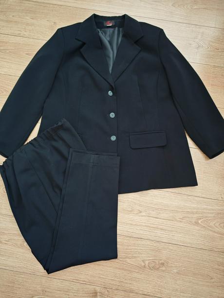 Úžasný kostým, 50