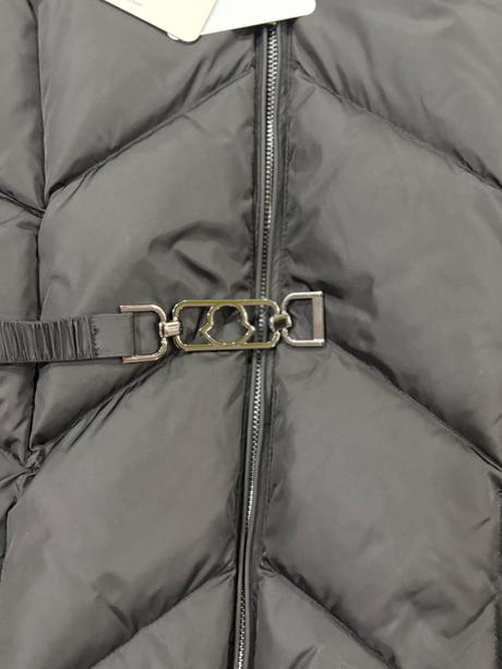 Moncler damska paperová vetrovka s kožušinou, s