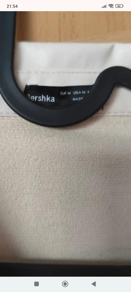 Crop top /blúzka kožený vzhľad, bershka,38 / m