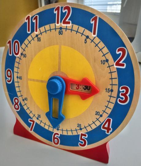 Drevené výučbové hodiny melissa & doug,