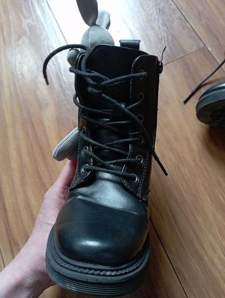 Krásne zimné topánky v 27, 27